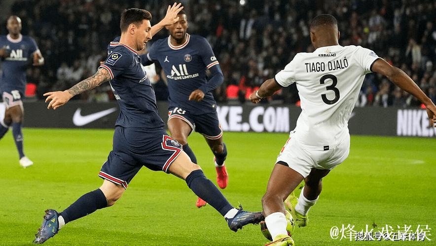 法甲-门德斯世界波破门 巴黎圣日耳曼战平里尔 法甲-门德斯世界波破门 巴黎圣日耳曼战平里尔