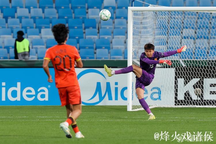 博主:申花再次报价李昊,不过球员新赛季大概率会留队 博主:申花再次报价李昊,不过球员新赛季大概率会留队